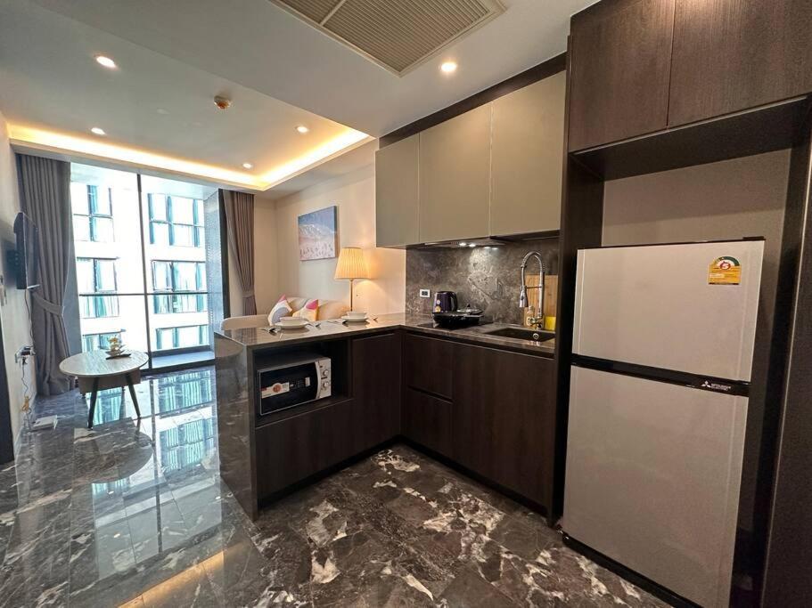 168 Sukhumvit 36精品公寓 กรุงเทพมหานคร ภายนอก รูปภาพ