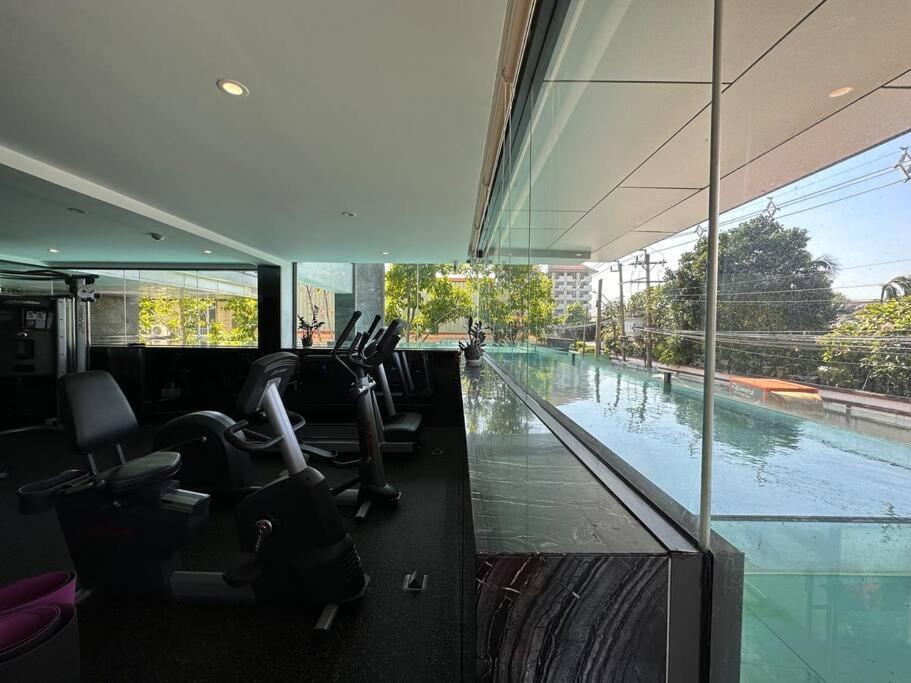 168 Sukhumvit 36精品公寓 กรุงเทพมหานคร ภายนอก รูปภาพ